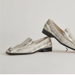 Dolce Vita Beny Flats (8.5)